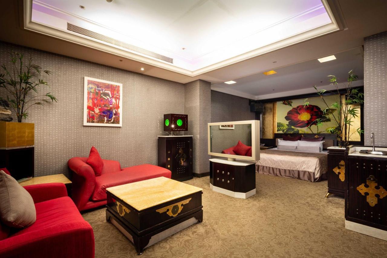 In-Stone Motel Taipei Exterior photo
