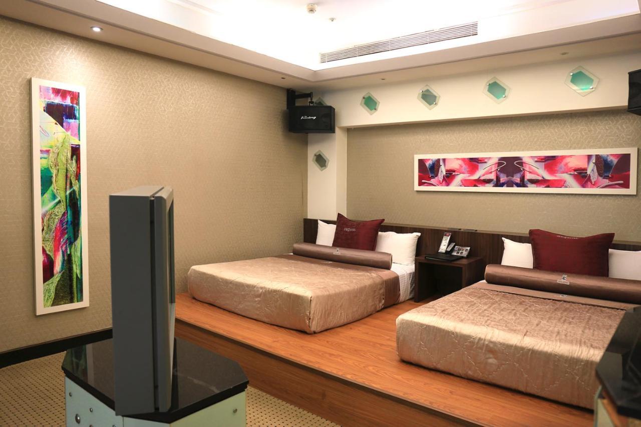 In-Stone Motel Taipei Exterior photo
