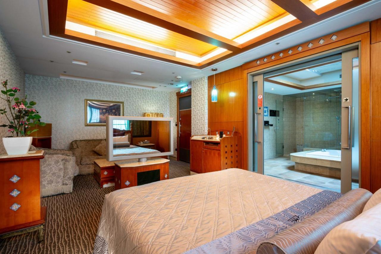 In-Stone Motel Taipei Exterior photo
