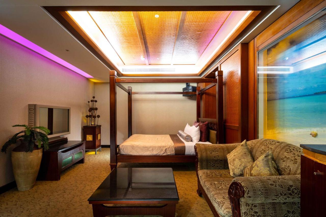In-Stone Motel Taipei Exterior photo
