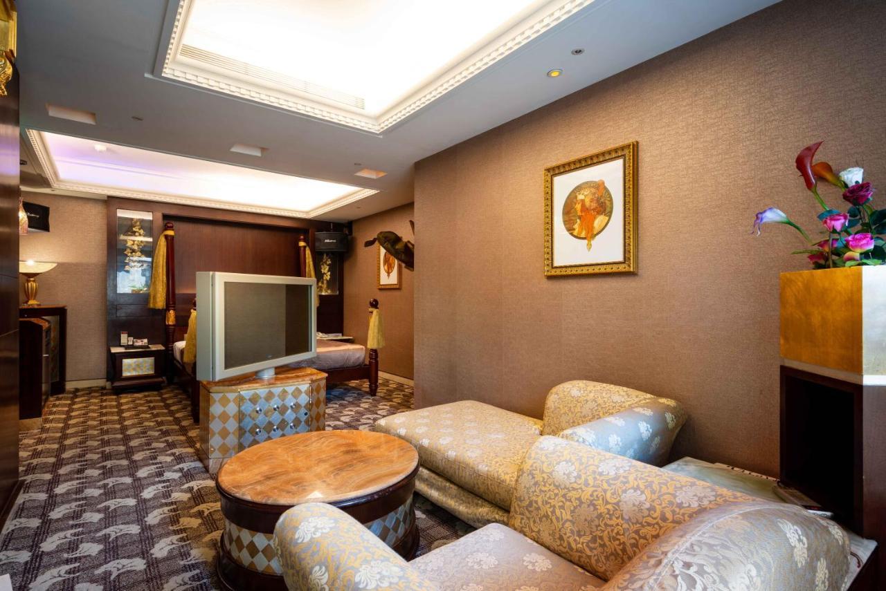 In-Stone Motel Taipei Exterior photo