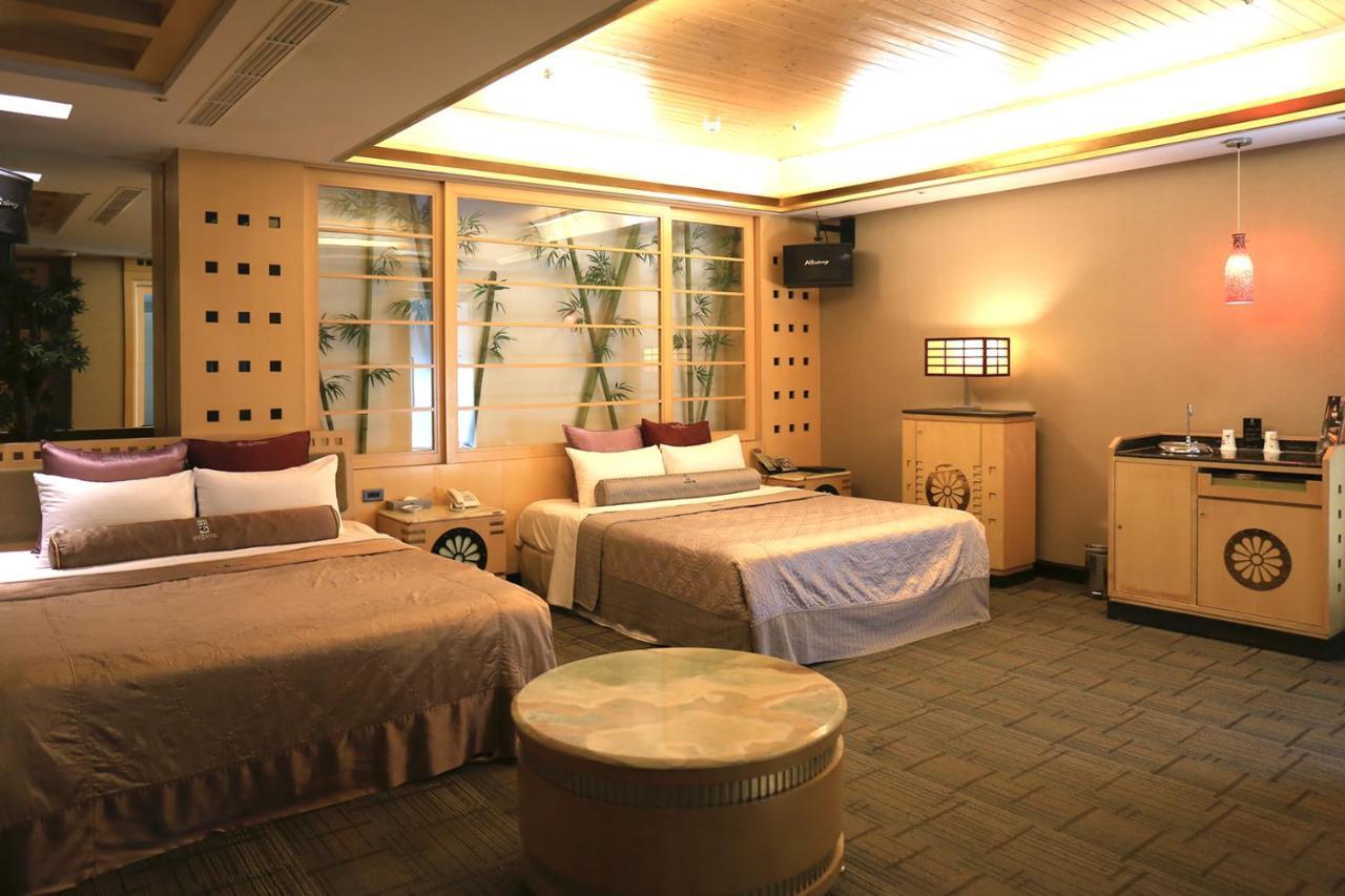 In-Stone Motel Taipei Exterior photo