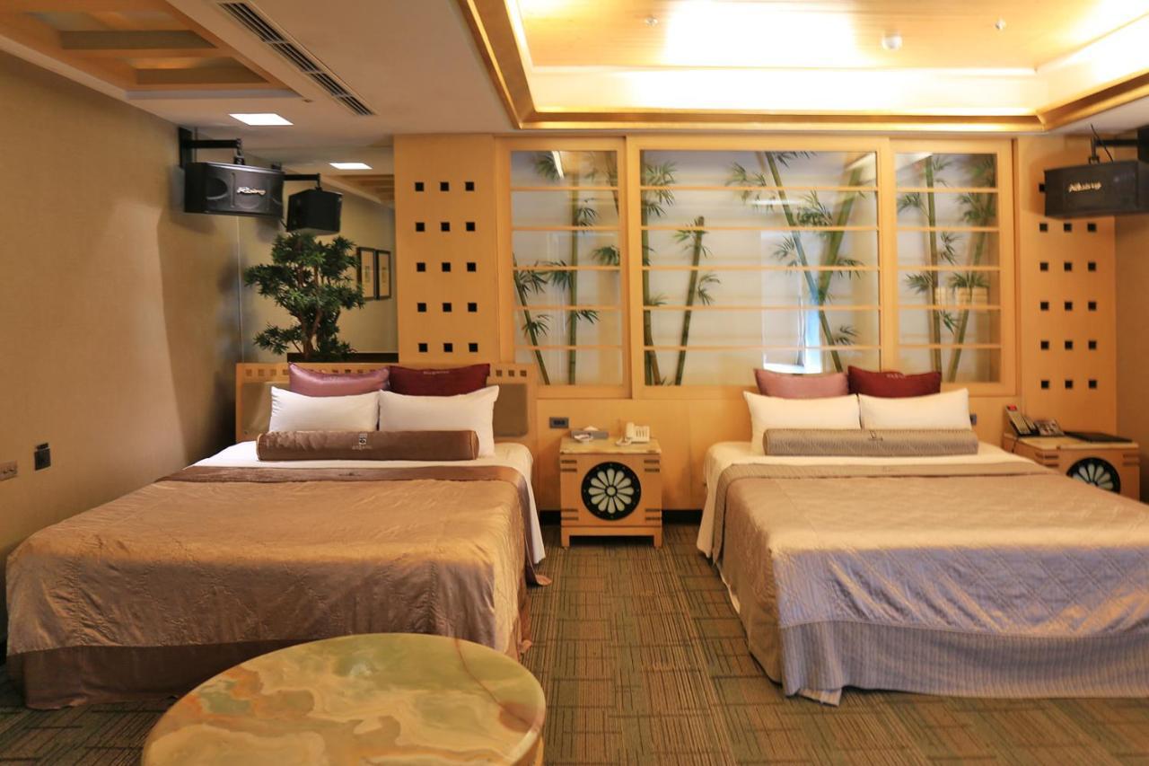 In-Stone Motel Taipei Exterior photo