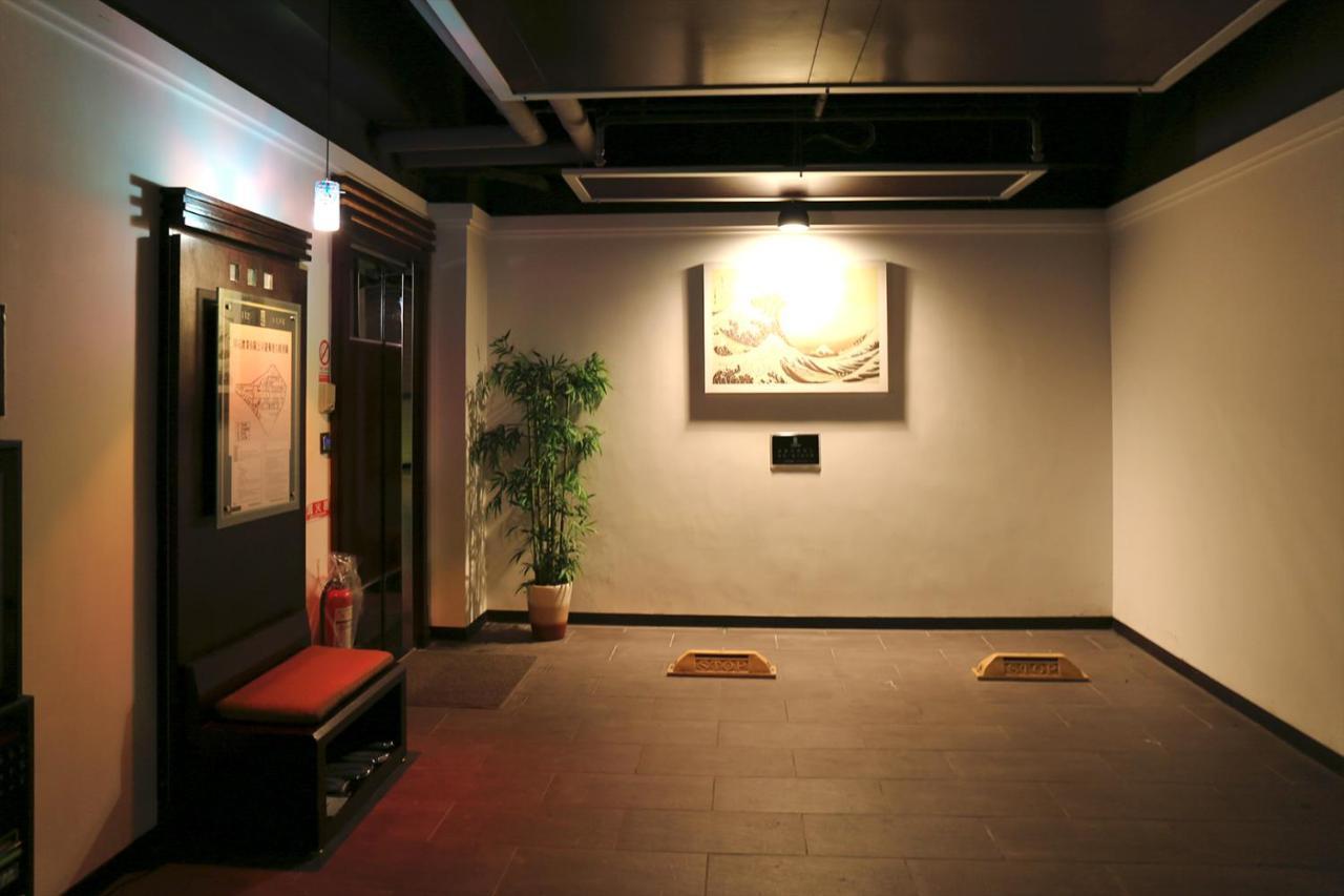 In-Stone Motel Taipei Exterior photo
