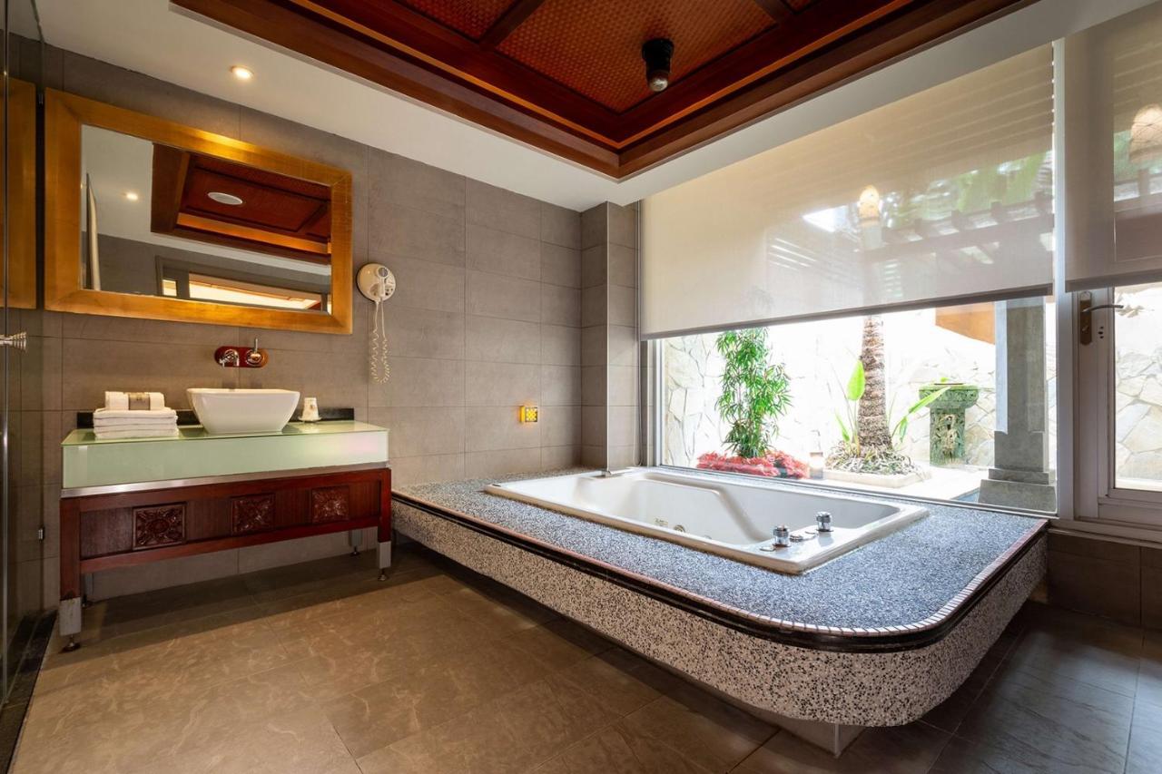 In-Stone Motel Taipei Exterior photo